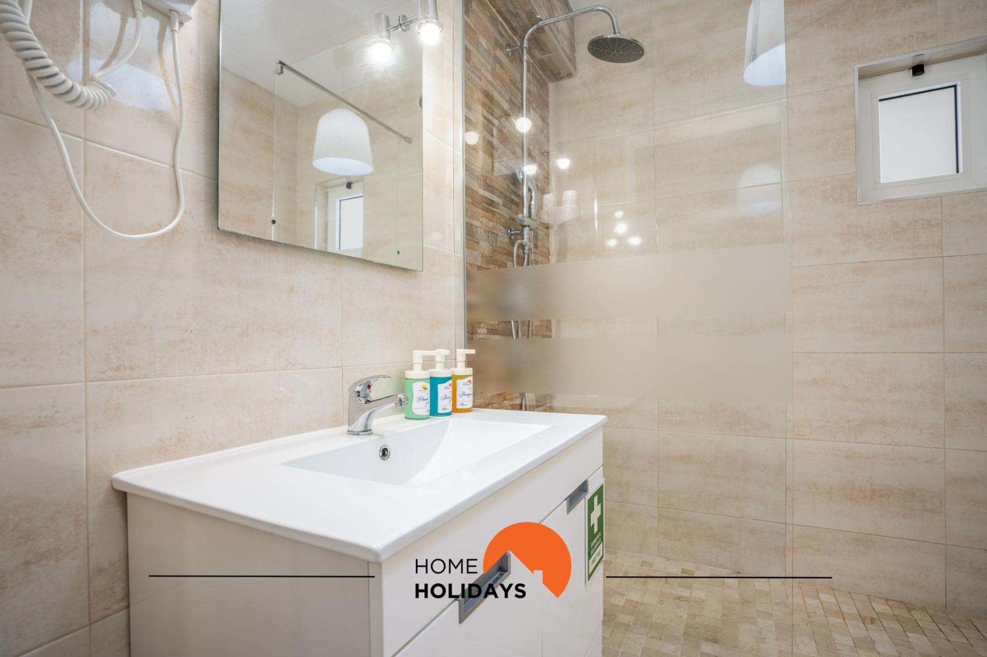 #002 Donalds Flat By Holidays Apartamento