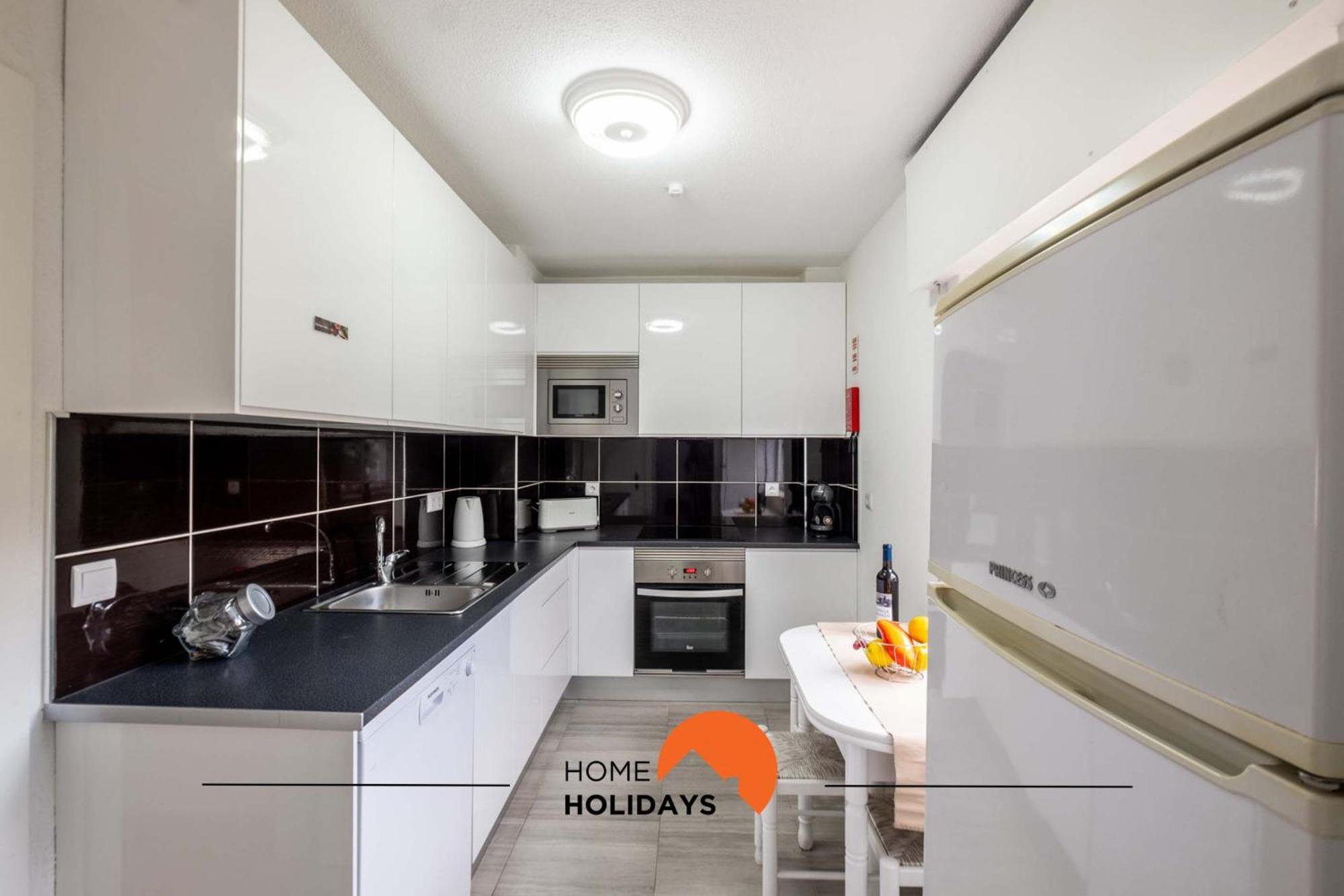 #002 Donalds Flat By Holidays * Albufeira