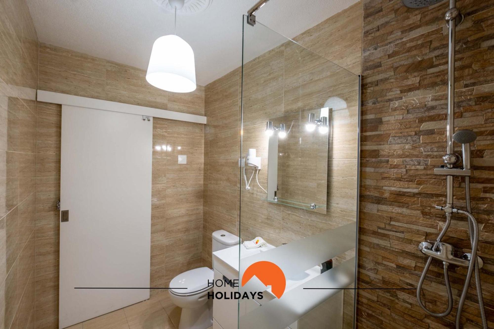 Apartment #002 Donalds Flat By Holidays