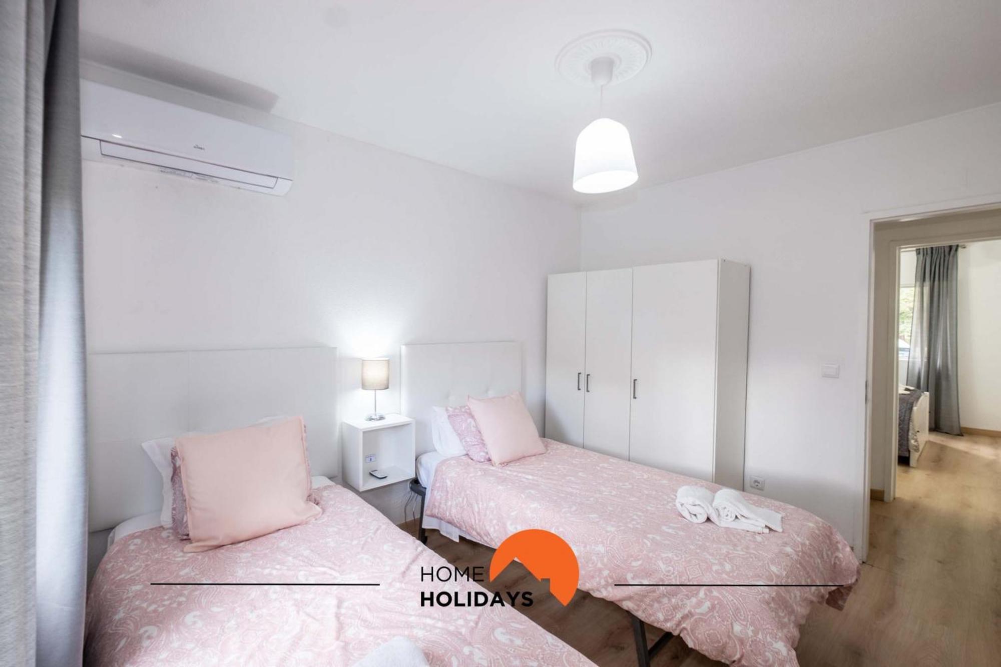 #002 Donalds Flat By Holidays Apartment Albufeira