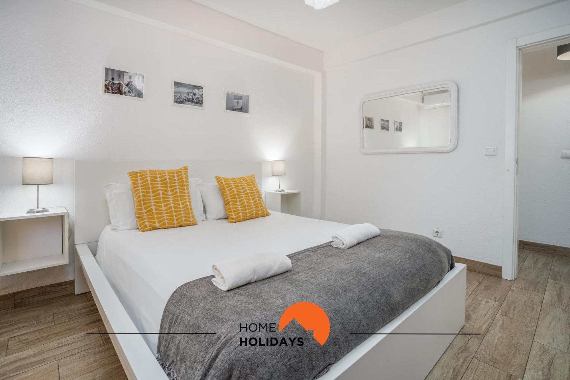 #002 Donalds Flat By Holidays * Albufeira